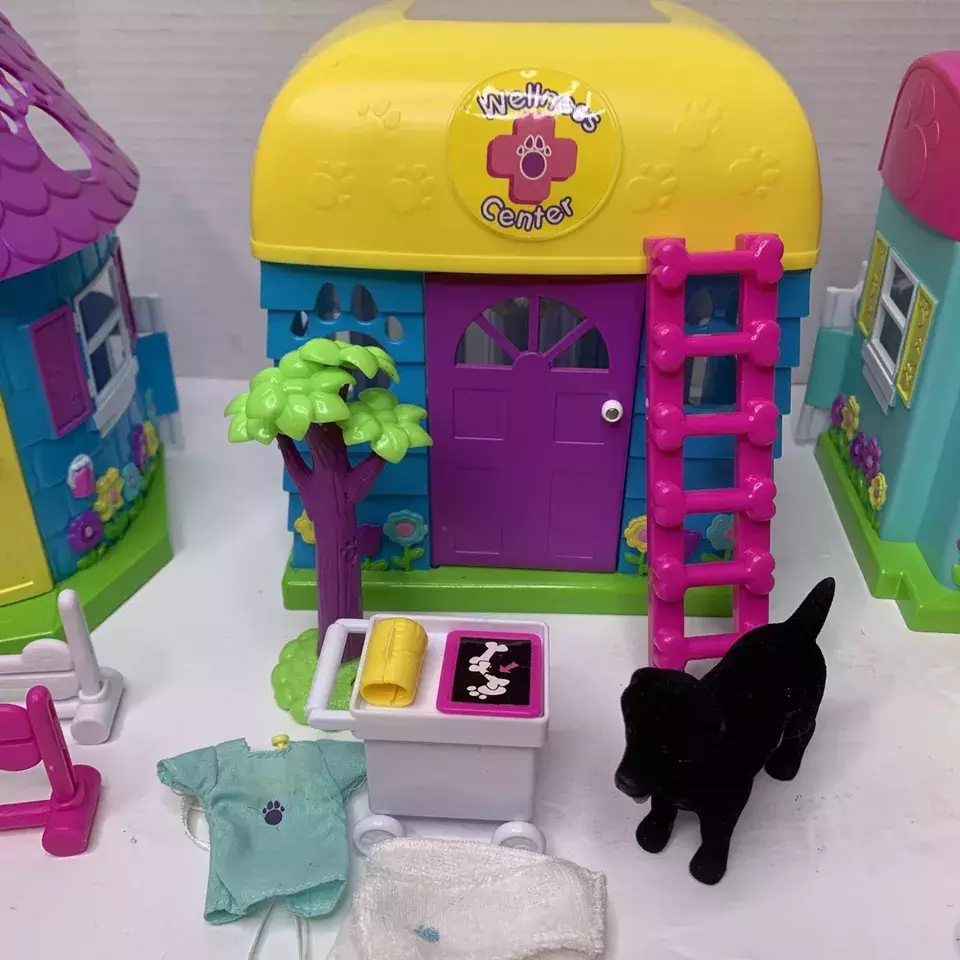 Educational Puppy Town: Puppy Parlor, Pet Shop, and Health Center 2 Jb Stationers Educational Puppy Town: Puppy Parlor, Pet Shop, and Health Center Image 2